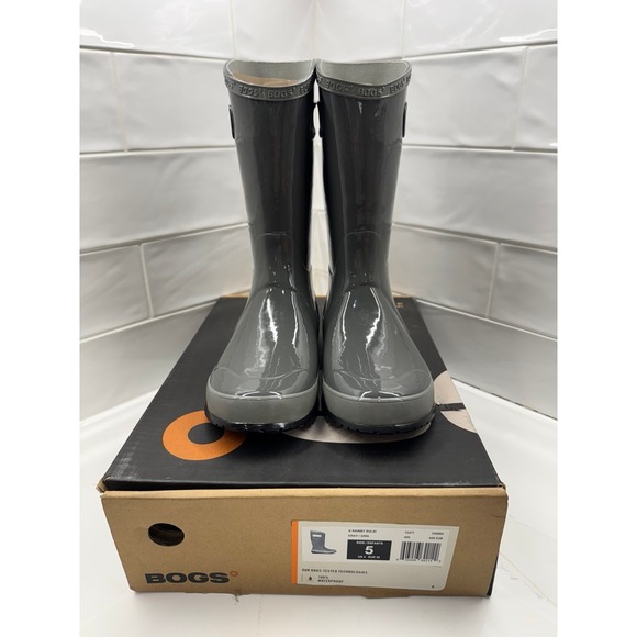 Bog Rain Boots kids size 5 in gray - Picture 2 of 5